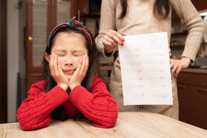 勉強をしない子供を叱るのは 本当に良いことですか